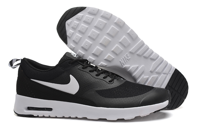 air max thea noire et blanche pas cher